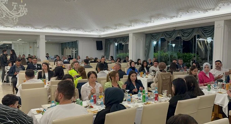 Beykoz'da emniyet mensupları ve aileleri iftarda buluştu 2 iftar4 Nk82iU1i5L