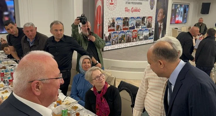 Beykoz'da emniyet mensupları ve aileleri iftarda buluştu 3 iftar6 ucTuchsmmD
