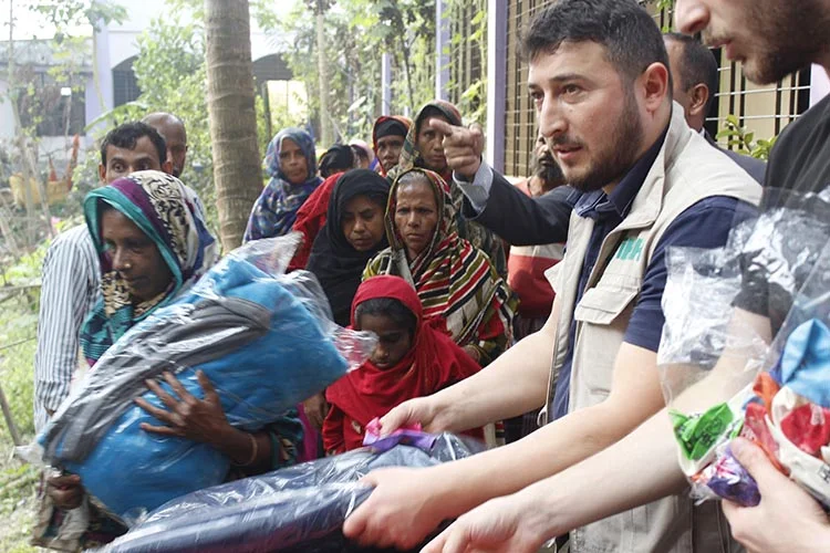 ihh banglades 2018 27 S3yYhAdhEQ