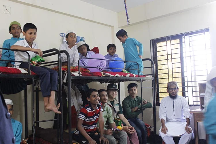 ihh banglades 2018 35 yQWHJYb45h