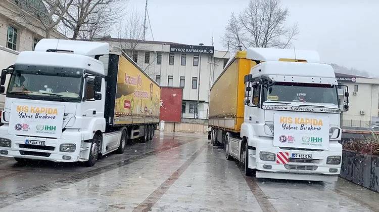 İyilik dolu tırlar Beykoz’dan dualarla uğurlandı 2 ihh hab RhGk v Ha7