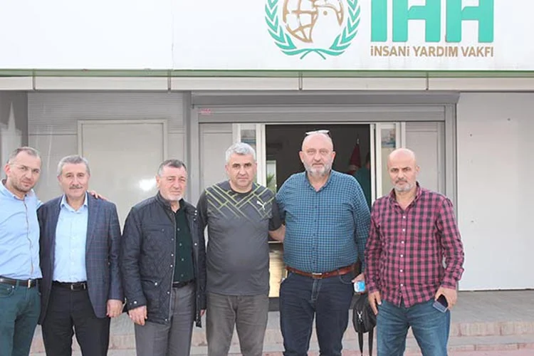 İHH'nin daveti üzerine Suriye'de iki günlük temaslarda bulunan Beykoz gönüllüleri