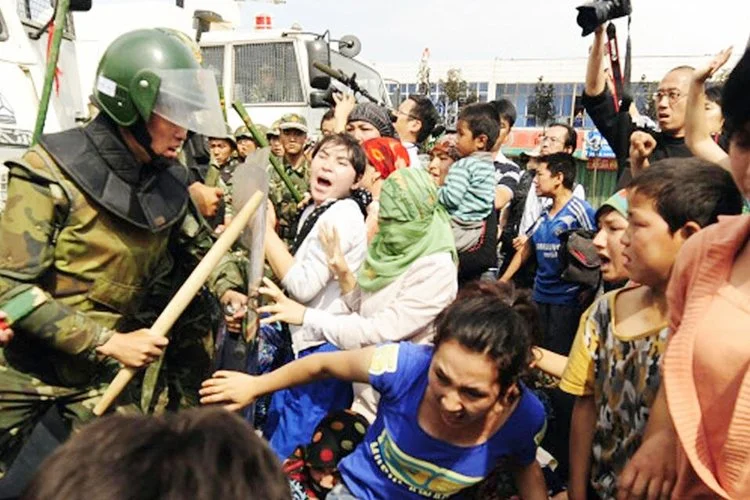Beykoz, güneşin doğduğu, insanlığın battığı yere kucak açtı 7 ihh turkista Dlg1fq9tSZ