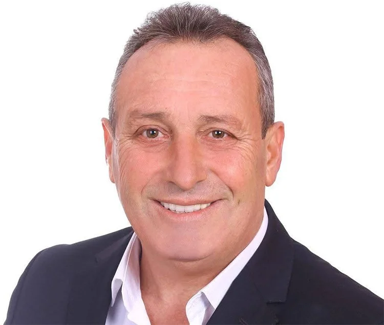 ilyas yesil 5ngJDyuAao