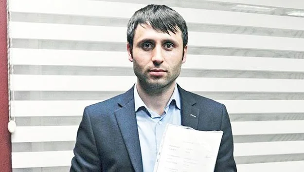 Beykoz’da imamlık yapan Azmi Koç, geçen yıl börekçide sohbet ederken