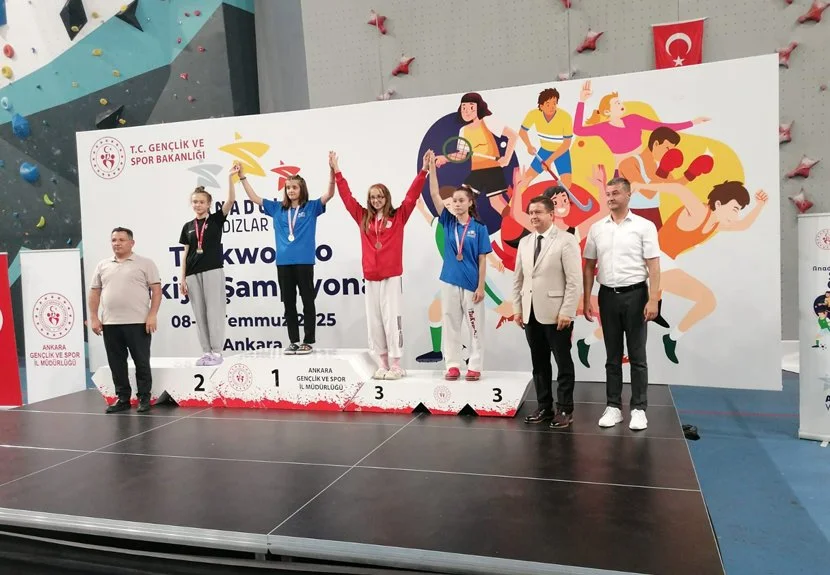 irem kasog WfwiZGIIHo