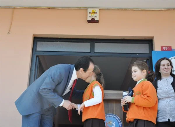 Beykoz Saadettin Gökçepınar İlköğretim Okulu 3-B sınıfı öğrencileri örnek bir