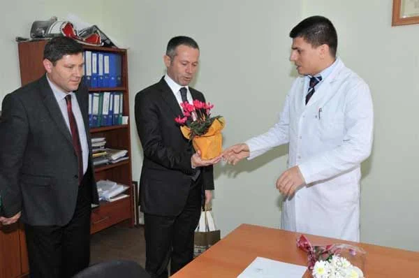 Beykoz Belediyesi, 24 Kasım Öğretmenler Günü dolayısıyla ilçedeki tüm öğretmenler