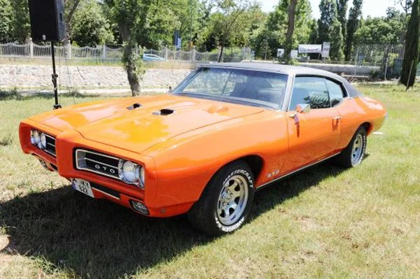 Türkiye’de ilk defa düzenlenen otomobil zarafet yarışması Istanbul Concours d’Elegance’da