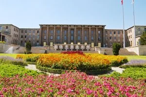 2B arazisi üzerinde evi olan Beykozlu vatandaş Niyazi Suiçmez, Meclis’e