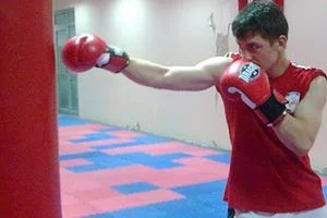 İstanbul Eyüp Spor Salonu’nda gerçekleşen turnuvada, boks sporunda zirveye adım