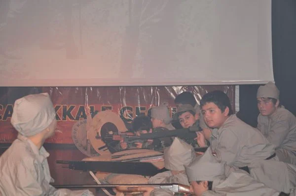 ishakaga tiyatr 7Qkqm2qNQC