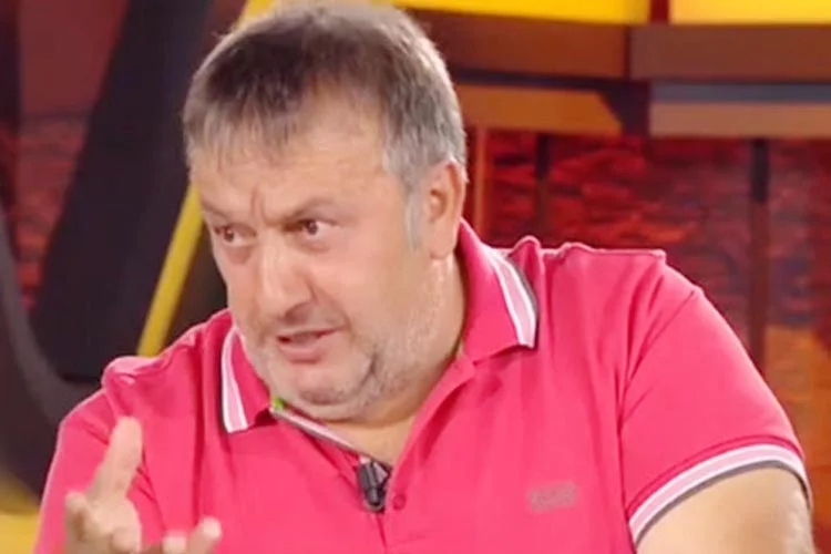 Beykoz Çavuşbaşı'nda ikamet eden Karadenizli sanatçı İsmail Türüt, kendisi gibi