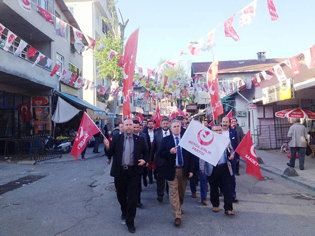 SP-BBP İttifakı, Milletvekili Adaylarıyla birlikte Sevgi Yürüyüşü düzenledi