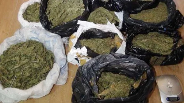 Narkotik Suçlarla Mücadele Şube Müdürlüğü Beykoz’da düzenlediği operasyonda 9 kişi