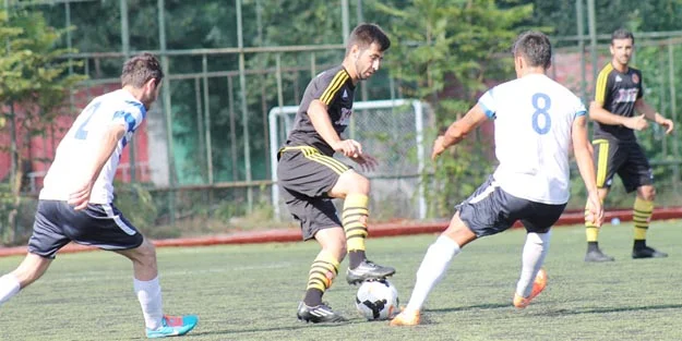 Beykoz 1908 A.Ş. Paşabahçe Stadında konuk ettiği Ümraniye Temsilcisi Karabekirspor