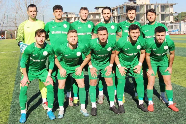 Kavacıkspor Futbol Direktörü Murat Yılmaz Dost Beykoz Spor Sercisi’ne açıklmnalarda