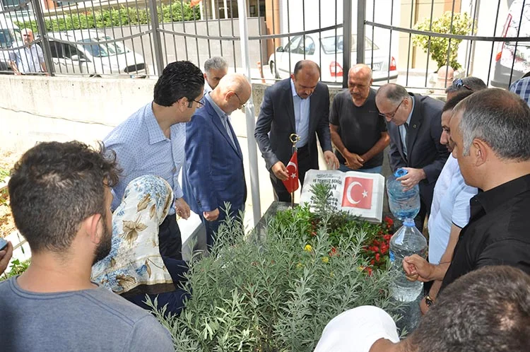 Fethullahçı Terör Örgütü (FETÖ) darbe girişiminin yıl dönümünde Belediye Başkanı