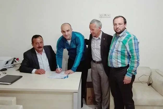 İstanbul Süper Amatör Ligi takımlarından Soğuksuspor, A Takım Antrenörlüğü için