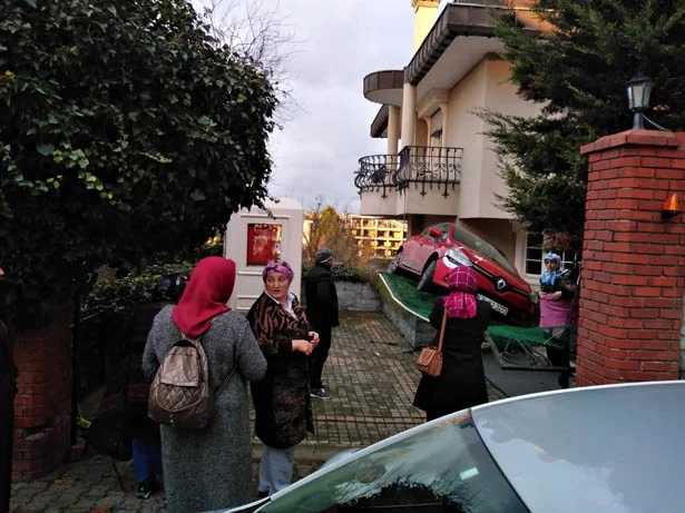 kadinevinbalkonunadustu1 MliP0lfTmM