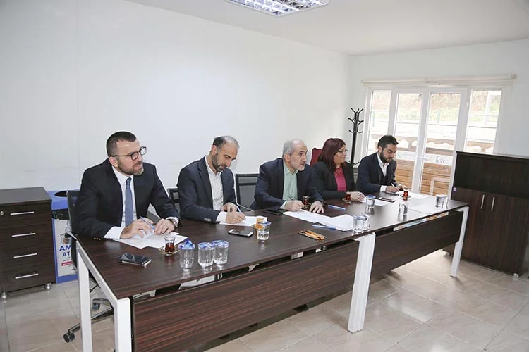 kadro beyk yh7G6OdRUN