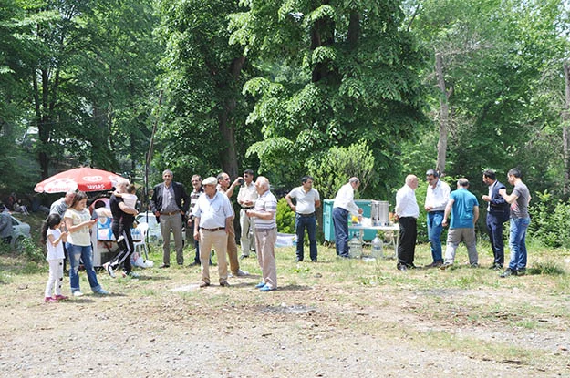 kai kaymakdondura NDT5Gu8vrm