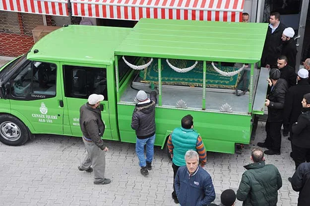 Beykoz'un saygın eşraflarından Kalaycı Ailesi, babasının acısının üzerine bir de