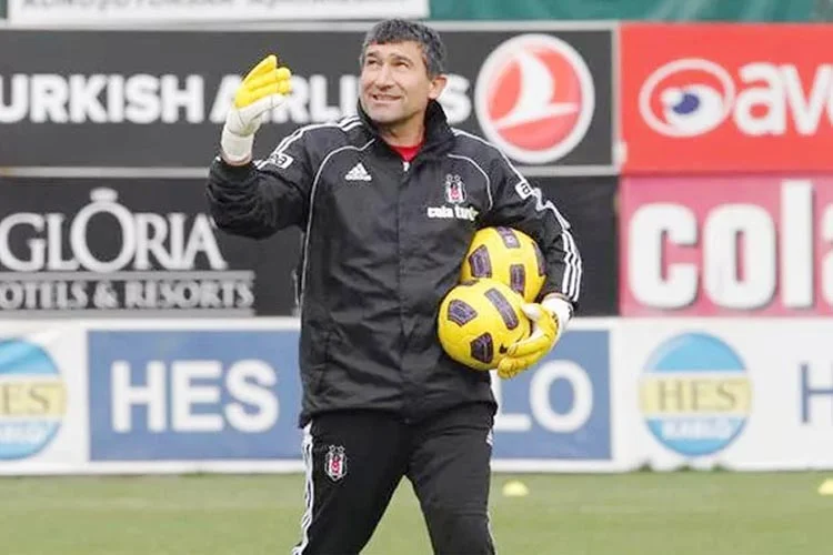 Beşiktaş ve Milli takımda kalecilik yapan Zafer Öğer, 2022 –