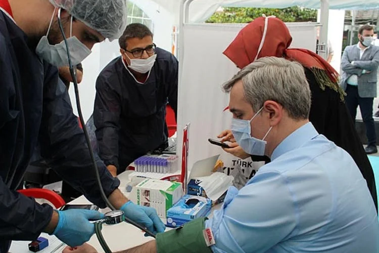 AK Parti Beykoz İlçe Başkanlığı, Kızılay İstanbul Şubesi işbirliğinde iki