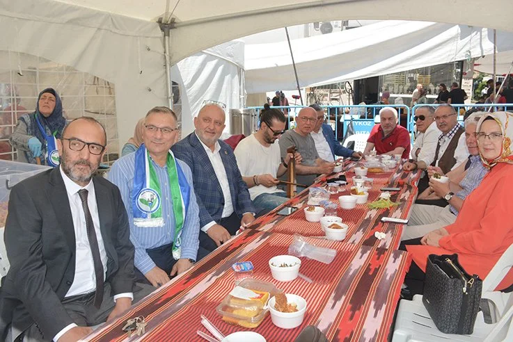 Beykoz Rizeliler Derneğinden Türk Kızılay’ına kan desteği 1 kan beykoz 1 o7Mx btywm