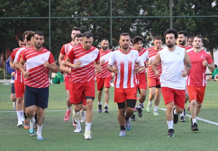İstanbul 1. Amatör Liginin Beykoz İlçesi temsilcilerinden olan Kanlıcaspor çıktığı