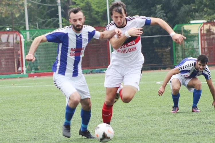 İstanbul 1. Amatör Lig 16. Grubuna dahil müsabakada Kanlıcaspor, Paşabahçe