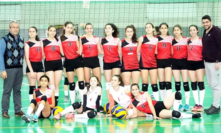 kanlica kizlar 2 1 ndnC6bapKS