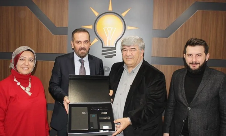 kapak ozan derv kY9yz9VA D