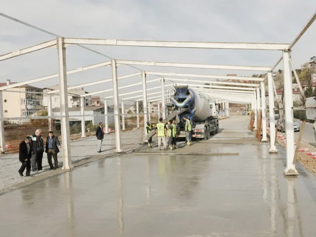 Beykoz Belediyesi’nin modern pazar yeri projelerinin ilk adımı Göksu Kapalı