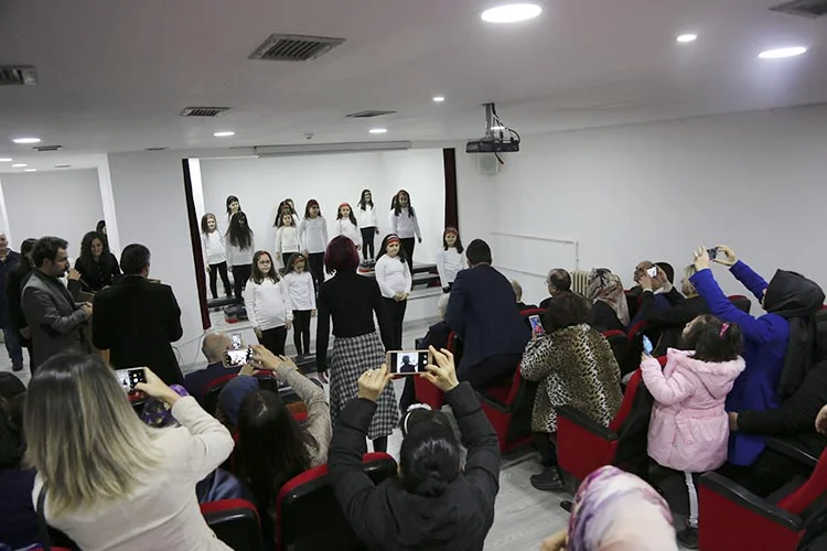 Beykoz’da karne heyecanı yaşandı 1 kar gtE9yoYs0i