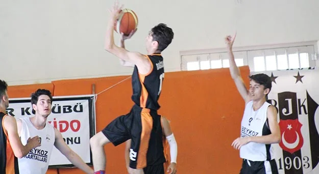 Dost Beykoz olarak ilçedeki spor okulları düzeyindeki ziyaretlerimizde  yolumuz