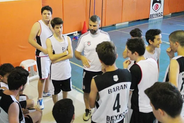 Beykoz kartalları yüksekten uçuyor 4 karta RUYAvpVzpl