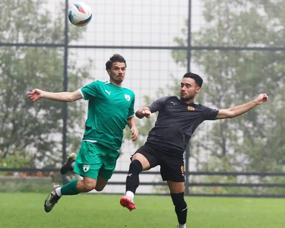 TFF 2. Liginde oynamaya hazırlanan Beykoz 1908 bir yandan Tuzlaspor