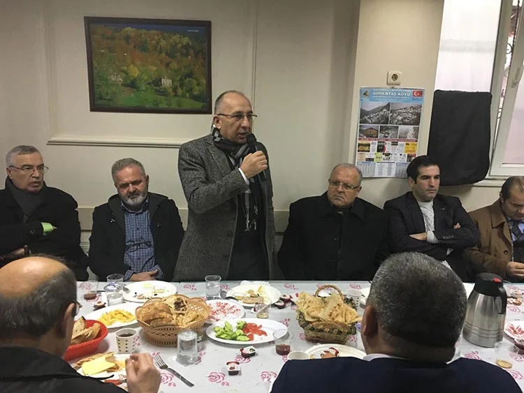 kas gorenta a7GfbzV8CW