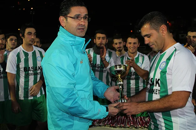 Kastamonulular Derneği Beykoz Şubesi (KASDER) tarafından düzenlenen Geleneksel Futbol Turnuvası’nda