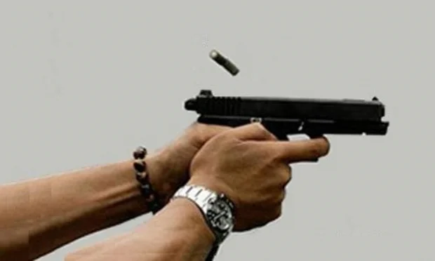 Beykoz'da tasmasız köpek gezdirme tartışması sonucu komşusu Reşit Vural'ı tabancayla