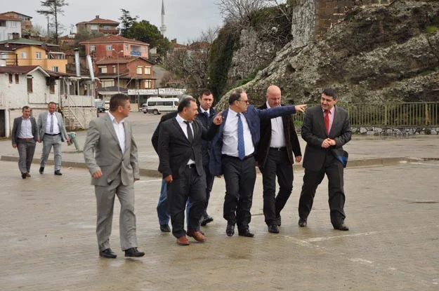 katirci ric sec 8 ddZZbmtE0Z