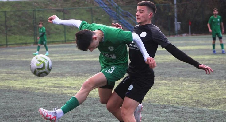 Beykoz'un genç ekiplerinden Kavacıkspor U-18 takımı konuk ettiği Çamlıcaspor'u tek