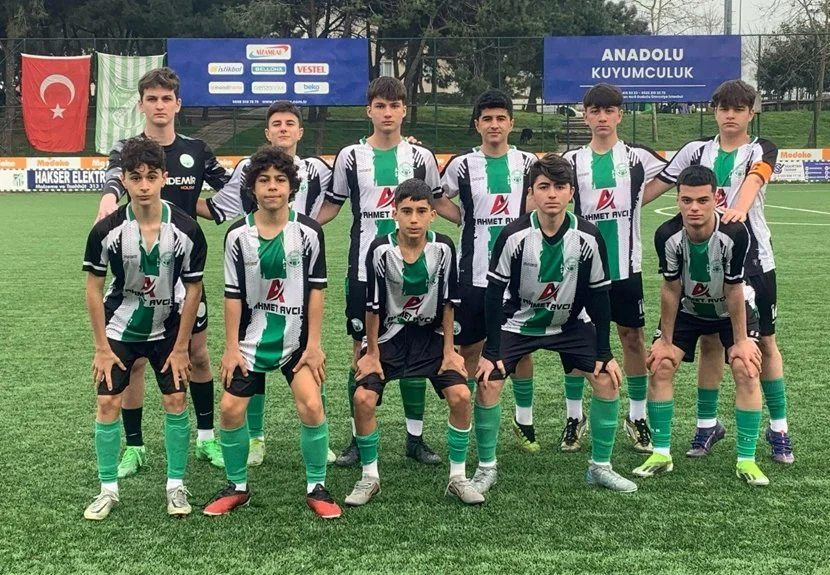 İstanbul Amatör Ligleri U15 Yaş A Kategorisi 13. Grubunda mücadele