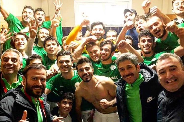 İstanbul Süper Amatör Ligde zirve yarışını yakından ilgilendiren bir karşılaşma