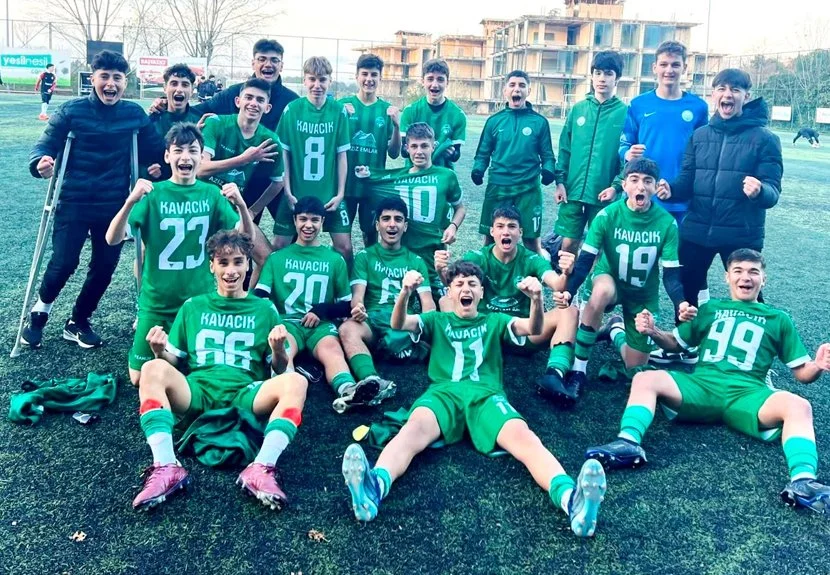 İstanbul Amatör Ligleri U16 Yaş B Kategorisi 25. Grubunda ilk
