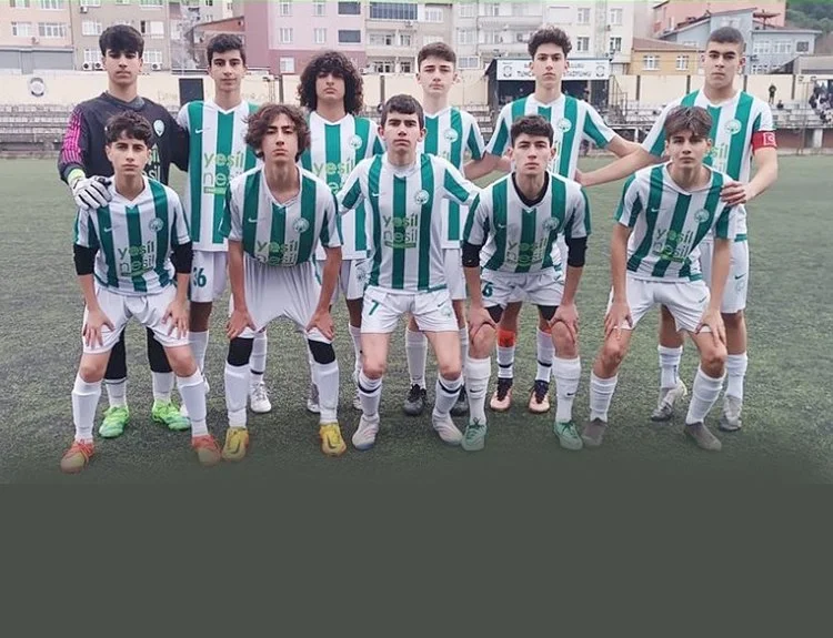 İstanbul Amatör Liglerinde deprem arası sonrasında başlayan U15 Yaş Grubu