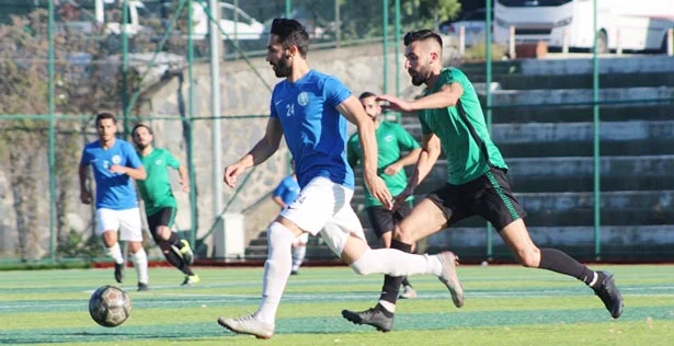 Kavacıkspor Altıntepsispor'u 3 - 2 mağlup etti 1 kavacik 3 qbPMIJoAnE