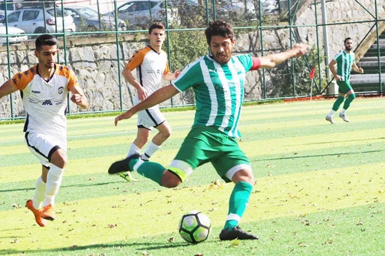 İstanbul SAL 7. Grup Lideri Kavacıkspor, evinde Kurtköy’u konuk etti.